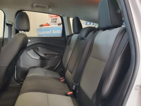 Used 2017 Ford Escape SE image 8