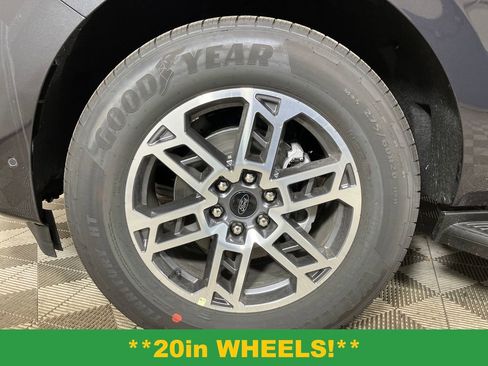 New 2025 Ford Expedition Max Active image 11