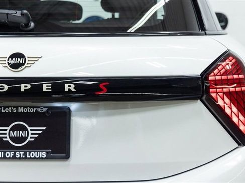 Certified 2025 MINI Cooper S image 11