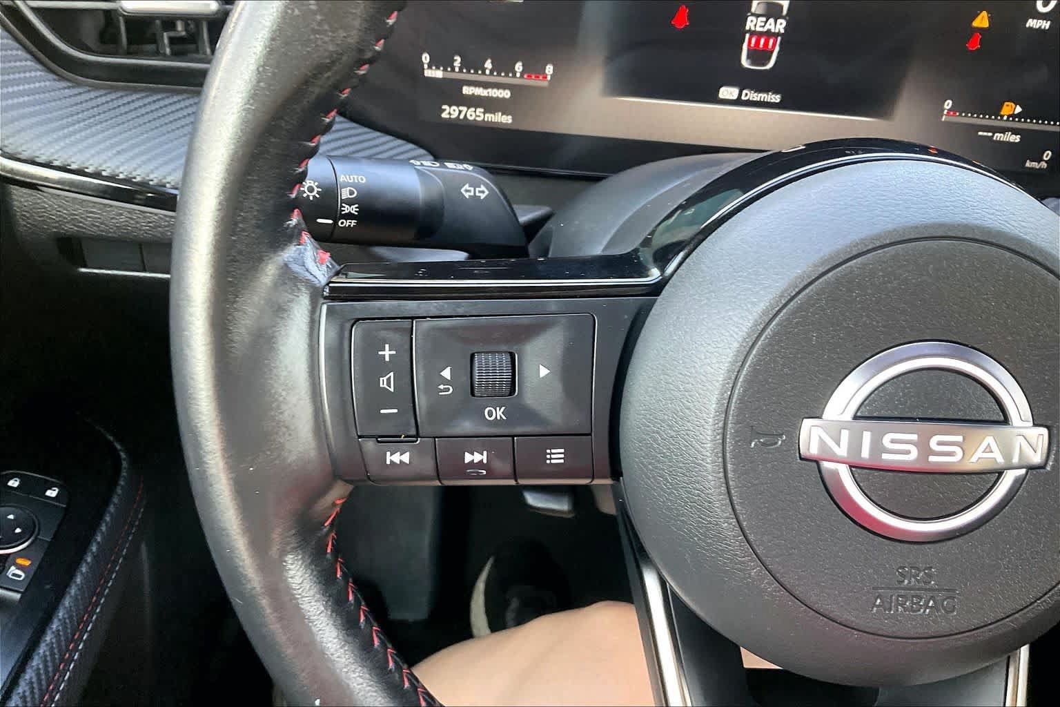 Used 2025 Nissan Kicks SR FWD image 23