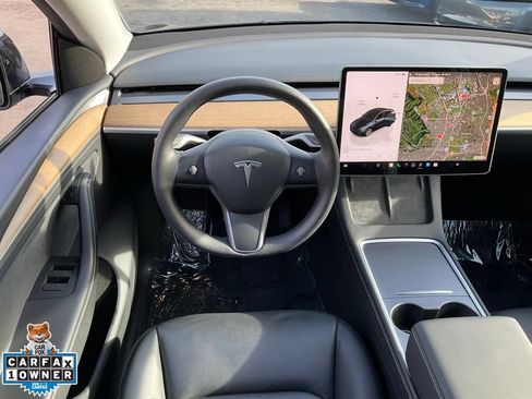 Used 2024 Tesla Model Y Long Range AWD/4WD image 38