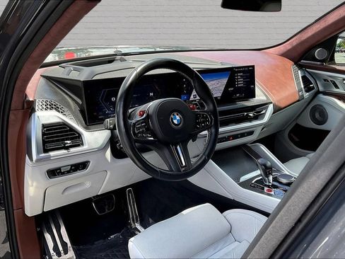 Used 2023 BMW XM AWD/4WD image 16