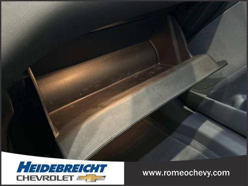 Used 2014 Chevrolet Impala LT w/ Convenience Package image 26