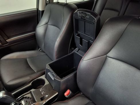 Used 2016 Toyota 4Runner Trail Premium AWD/4WD image 27