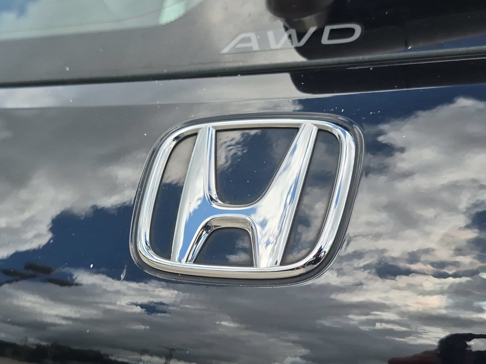 Certified 2025 Honda HR-V LX image 32