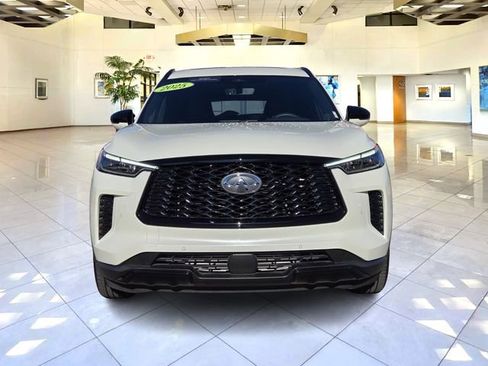 Certified 2025 INFINITI QX60 Luxe w/ Black Edition AWD/4WD image 2
