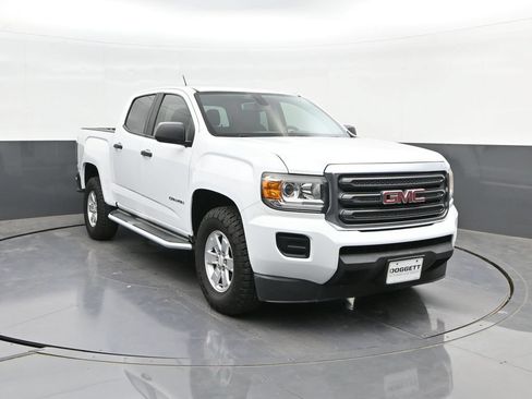 Used 2020 GMC Canyon 2WD Crew Cab w/ Convenience Package image 22