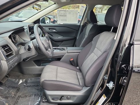 New 2026 Nissan Rogue SV w/ Cold Weather Package AWD/4WD image 6