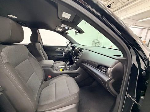 Certified 2023 Chevrolet Traverse LT image 31