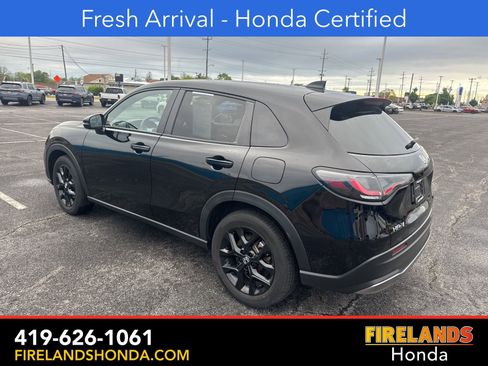 Used 2024 Honda HR-V Sport image 3