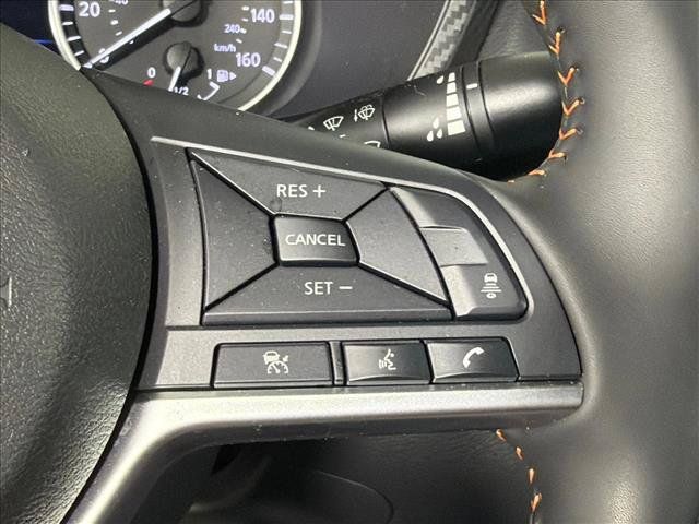 Used 2025 Nissan Sentra SR FWD image 25