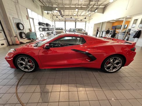 Used 2023 Chevrolet Corvette Stingray Premium Conv w/ Z51 Performance Package image 6