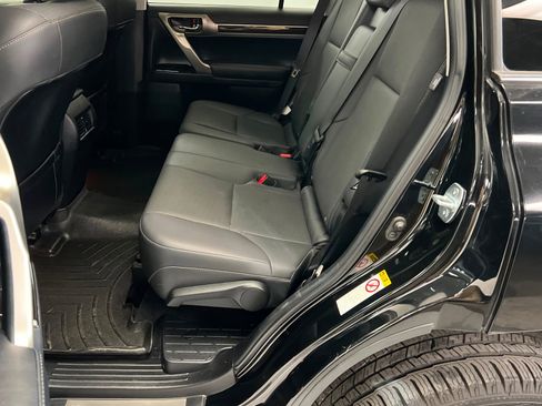 Used 2019 Lexus GX 460 GX 460 w/ Navigation Package image 22