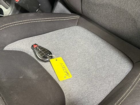 Used 2014 Jeep Cherokee Latitude FWD image 20