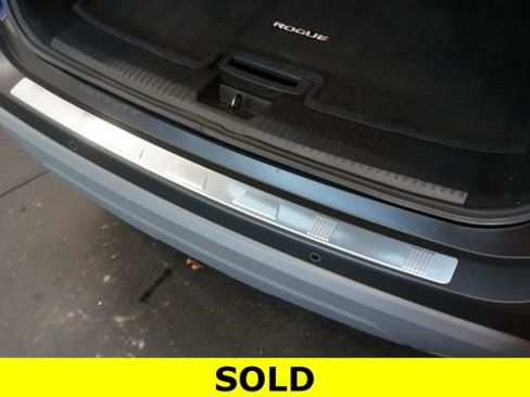 Certified 2023 Nissan Rogue SV AWD/4WD image 42