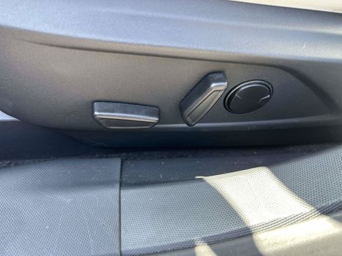 Used 2025 Ford Mustang Mach-E Premium RWD image 21