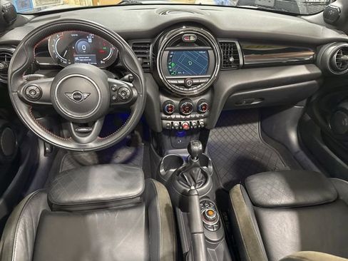 Used 2021 MINI Cooper S w/ Signature Upholstery Package image 4