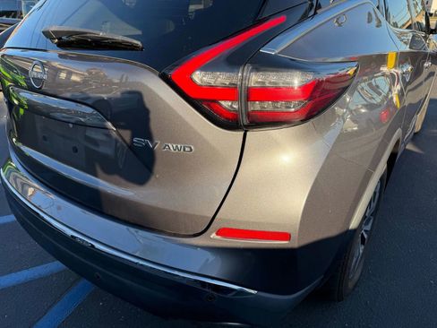 Used 2023 Nissan Murano SV image 8