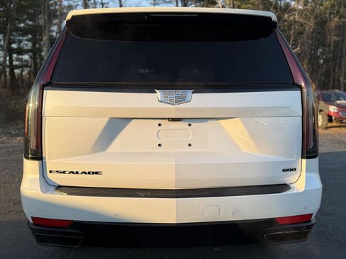 Certified 2023 Cadillac Escalade Sport w/ LPO, ONYX Package image 6