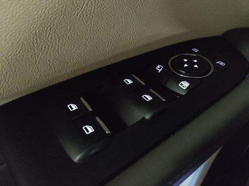Used 2019 Lincoln Nautilus Reserve AWD/4WD image 27