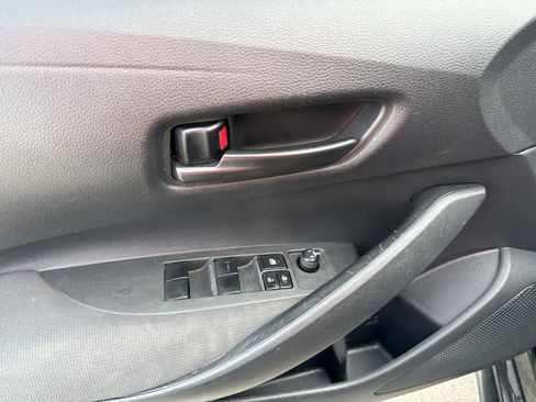 Certified 2022 Toyota Corolla LE image 15