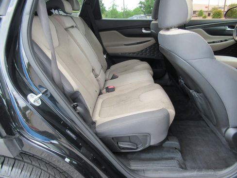 Used 2019 Hyundai Santa Fe SE FWD image 29