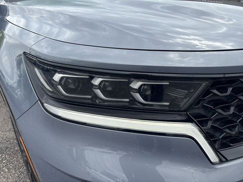 Used 2022 Kia Sorento SX AWD/4WD image 4