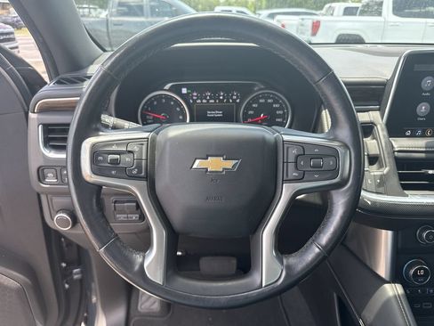 Used 2021 Chevrolet Suburban Premier w/ Premium Package RWD image 14