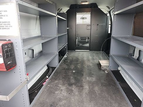 Used 2014 Ford E-350 and Econoline 350 Super Duty w/ Power Group image 6