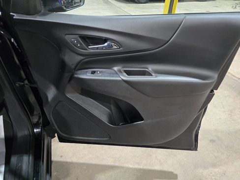 Used 2020 Chevrolet Equinox LT w/ Midnight Edition image 34