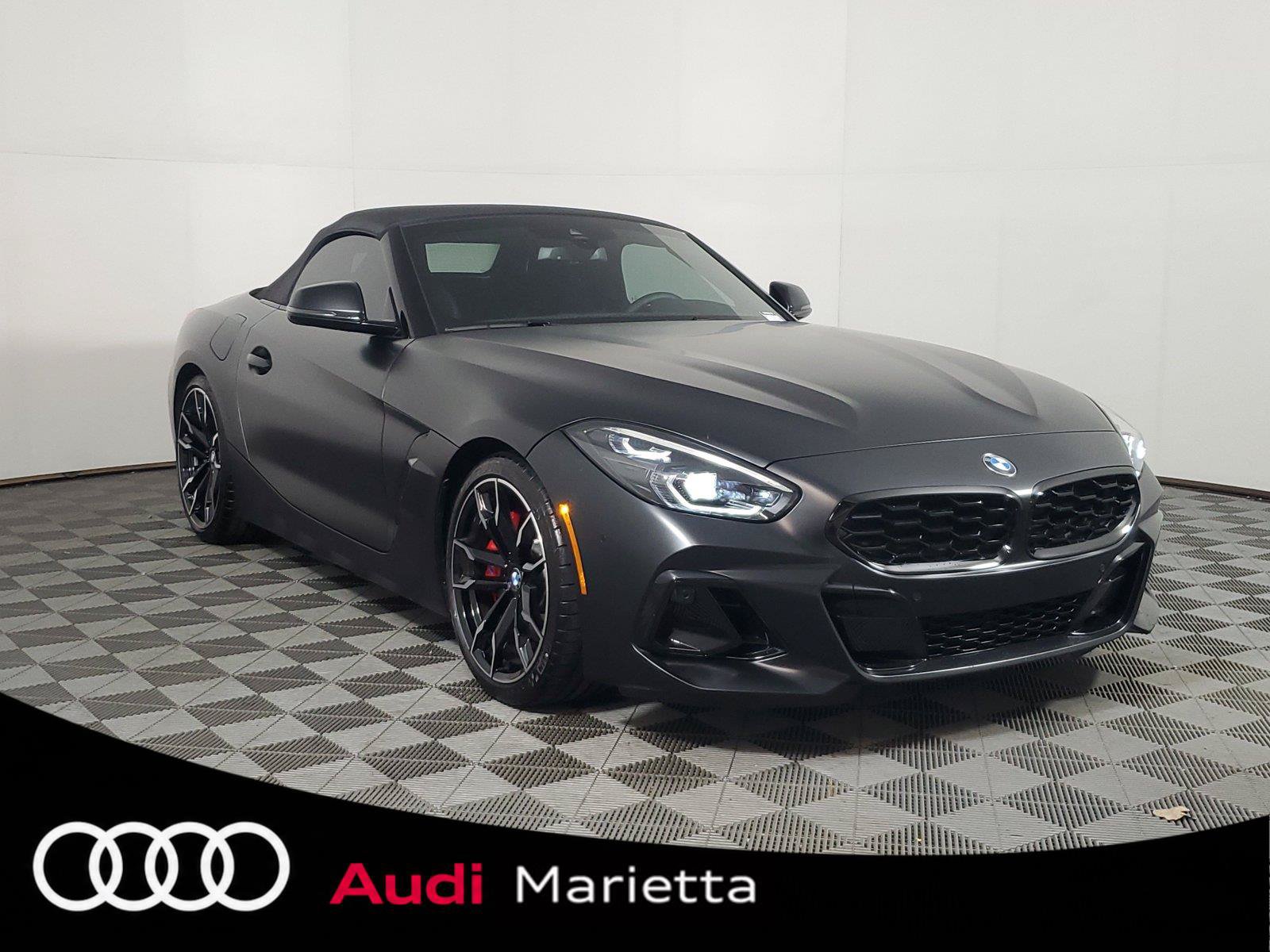 Used 2026 BMW Z4 M40i RWD image 1