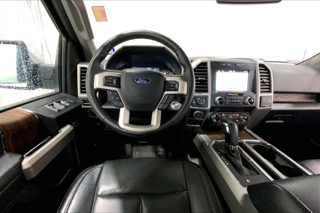 Used 2018 Ford F150 Lariat w/ Equipment Group 502A Luxury AWD/4WD image 14