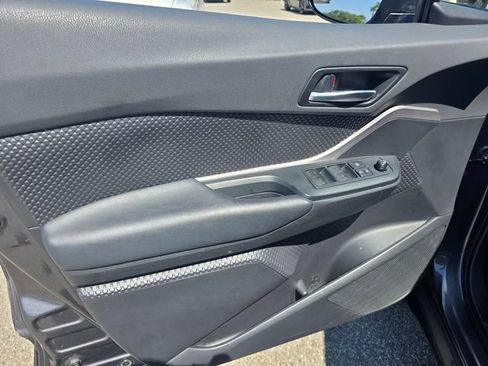 Used 2021 Toyota C-HR LE FWD image 8