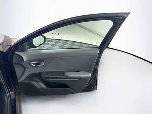 Used 2025 Kia K4 LXS image 30