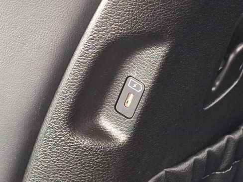 Used 2024 Kia Telluride S w/ S Sunroof Package AWD/4WD image 16