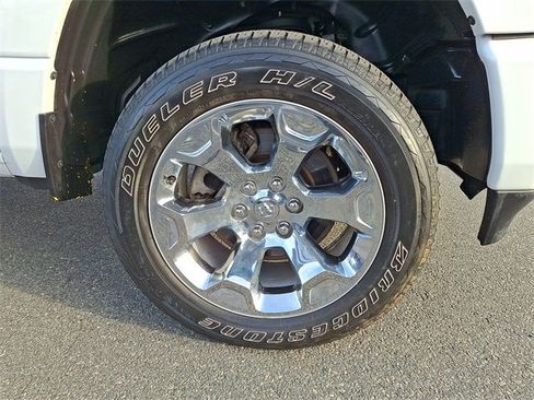 Used 2021 RAM 1500 Big Horn image 27