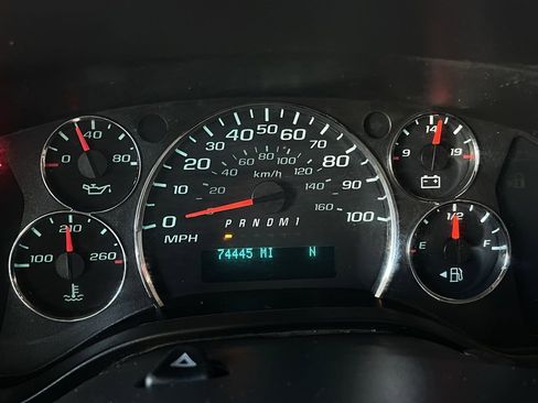 Used 2017 Chevrolet Express 2500 LS image 30