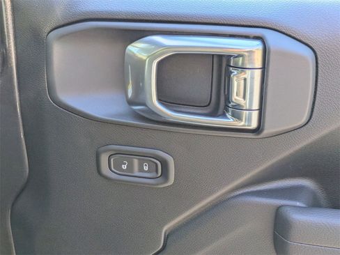 New 2026 Jeep Gladiator Sport image 32