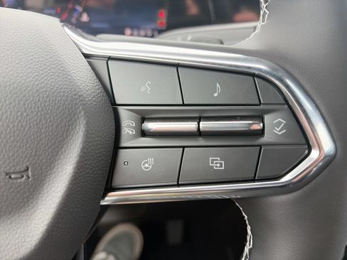 Used 2026 Chevrolet Traverse LT w/ Driver Confidence Package FWD image 26