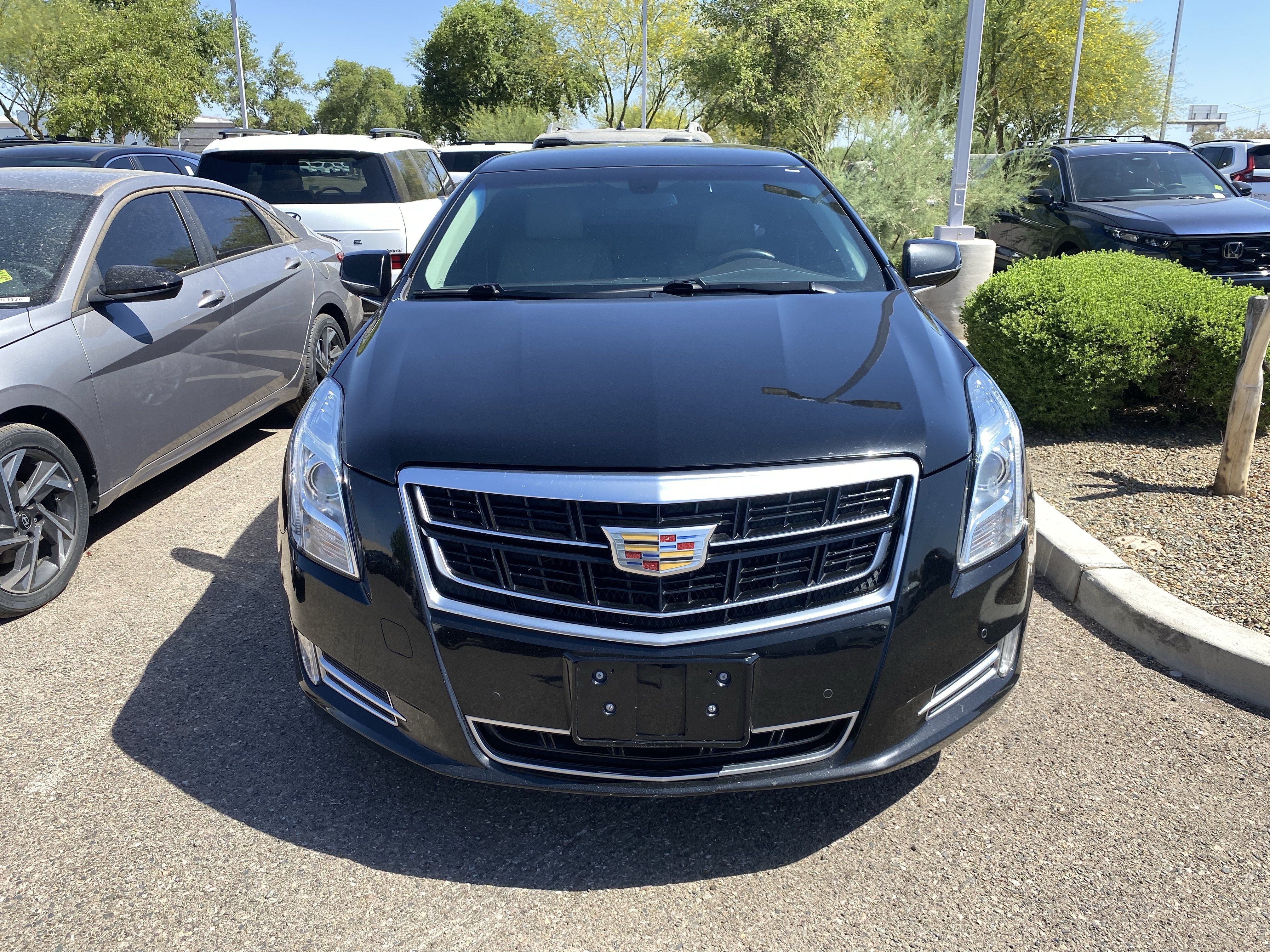 Used 2017 Cadillac XTS Luxury FWD image 5