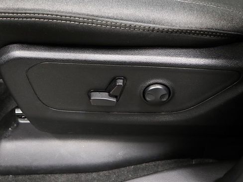 Used 2023 RAM 1500 Big Horn AWD/4WD image 25