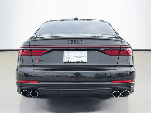 Used 2023 Audi S8 4.0T image 4