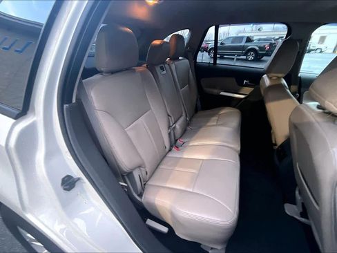 Used 2012 Ford Edge SE w/ Cargo Accessory Pkg image 18