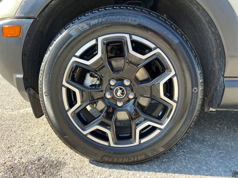 Used 2025 Ford Bronco Sport Outer Banks w/ Outer Banks Tech Package+ image 16