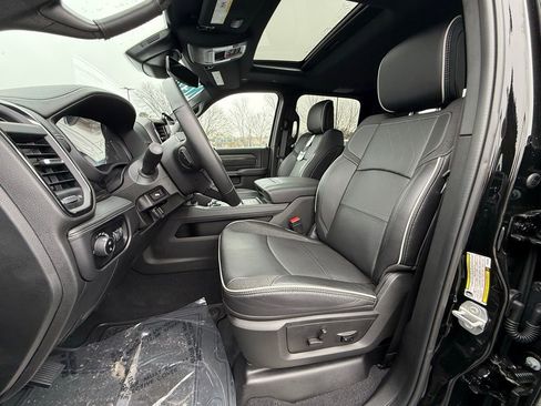 New 2025 RAM 3500 Limited image 16