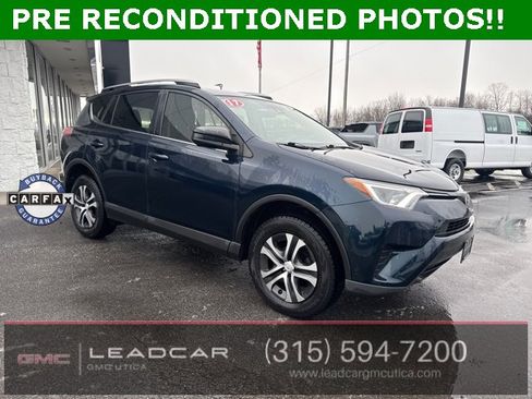 Used 2017 Toyota RAV4 LE image 8