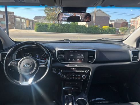 Used 2020 Kia Sportage EX AWD/4WD image 15