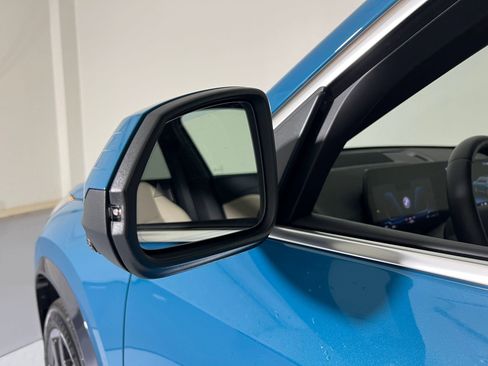 Used 2025 BMW X1 xDrive28i w/ Premium Package image 22