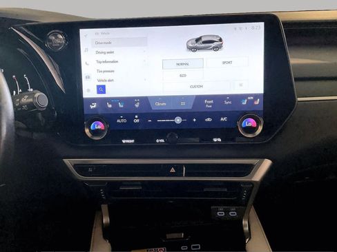 Used 2024 Lexus RX 350 Premium Plus w/ Accessory Package (Z1) FWD image 6