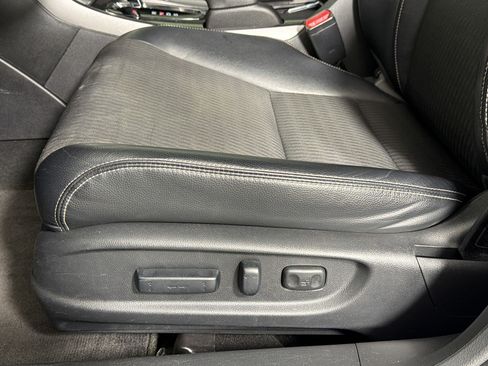 Used 2016 Honda Accord Sport image 13